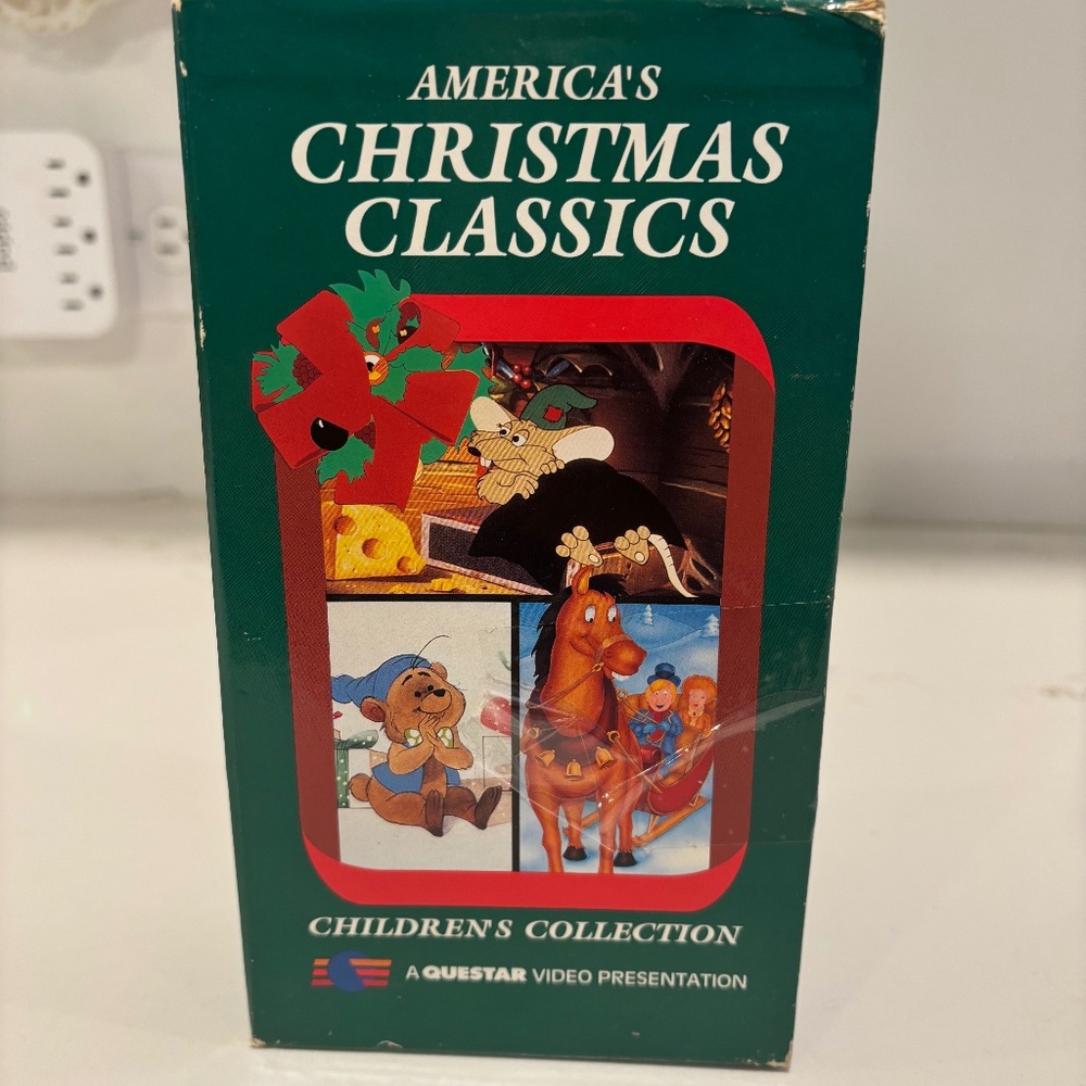 America's Christmas Classics Children's Collection VHS Set- Holiday Movies